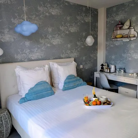 Hotel Mademoiselle