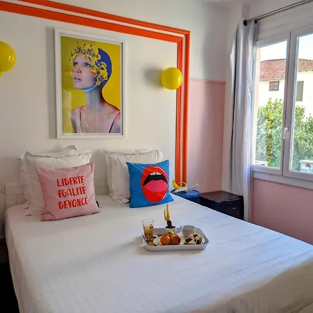 Mademoiselle Juan-les-Pins