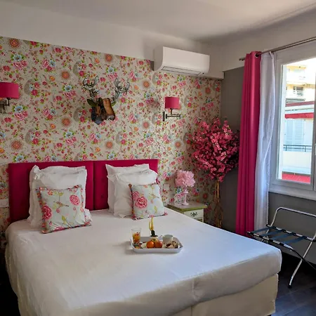 Hotel Mademoiselle 4*