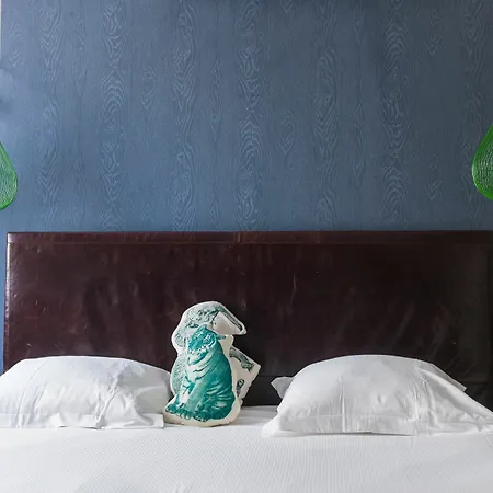 Mademoiselle Hotel 4*