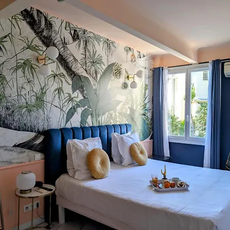 Hotel Mademoiselle