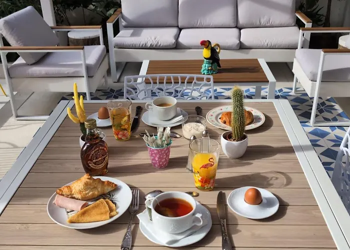 Mademoiselle Otel Juan-les-Pins