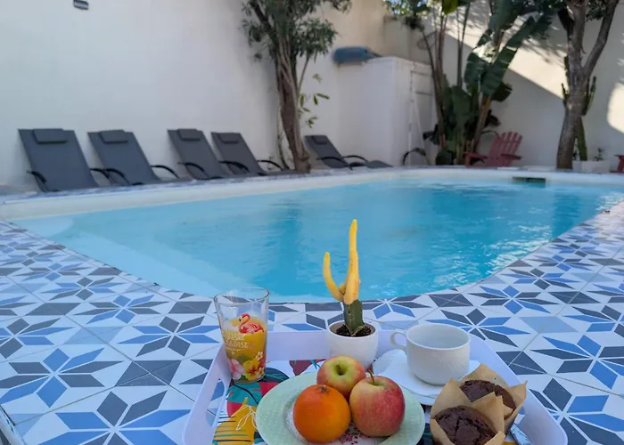 Mademoiselle Juan-les-Pins