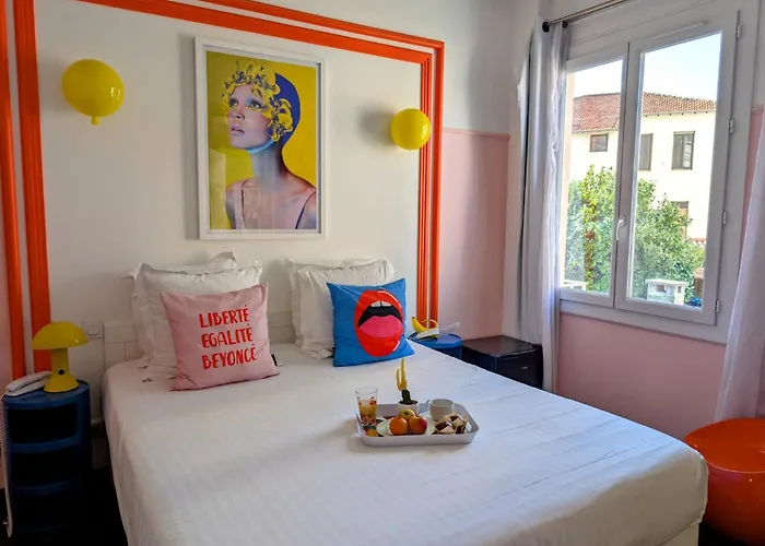 Mademoiselle Juan-les-Pins