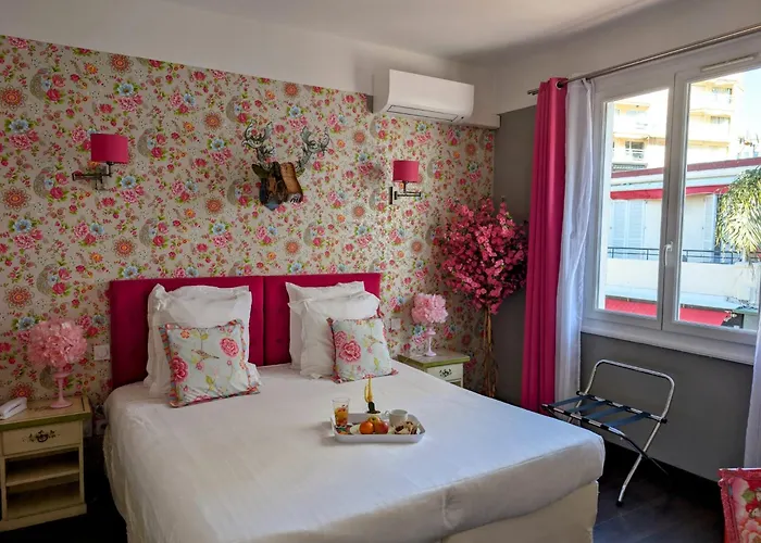 Otel Mademoiselle 4*